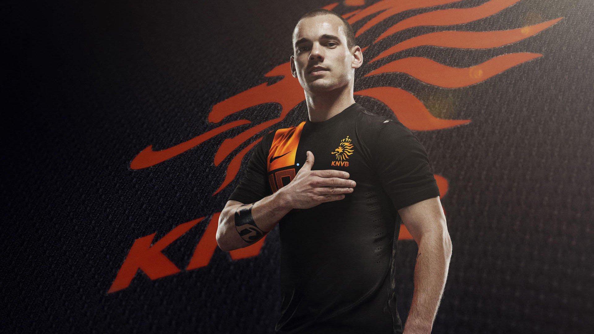 奥利塞助攻戴帽导演狂胜 拜仁刷新德甲纪录夺冠在望